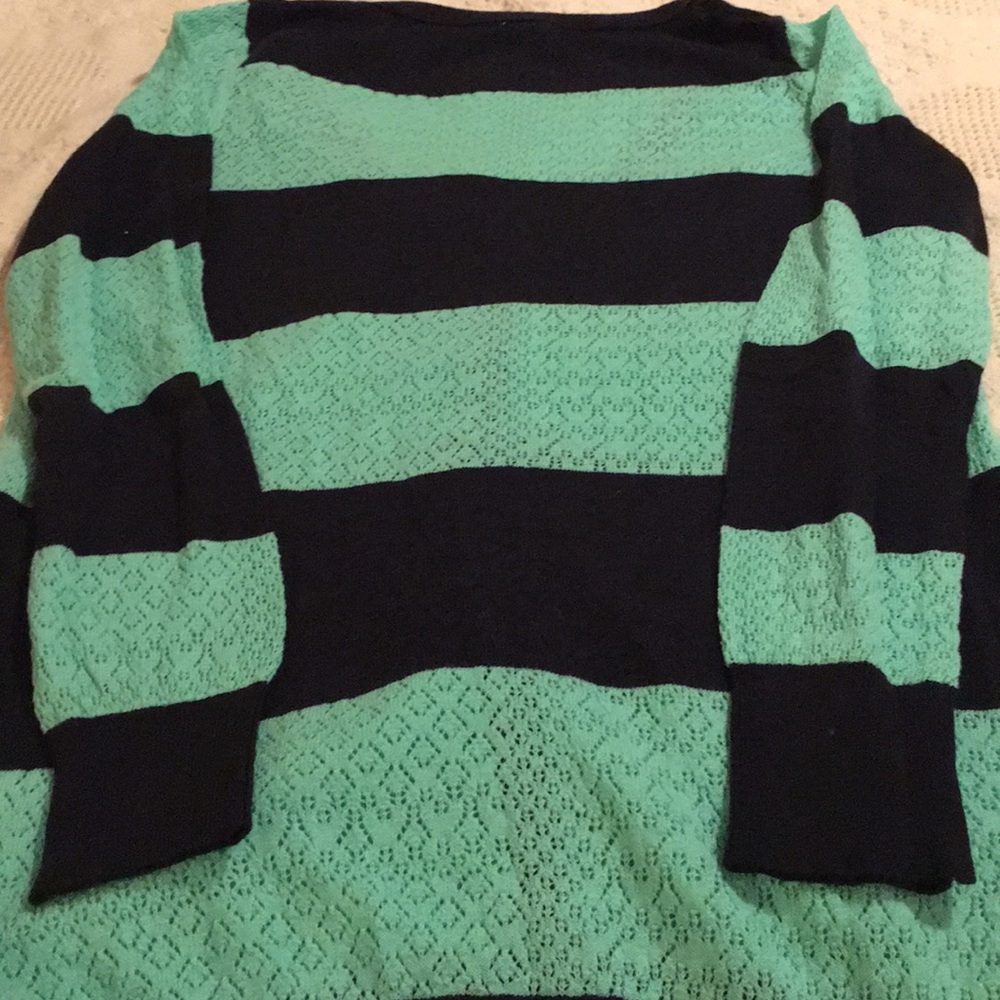 Sweater - Picture 2 of 3